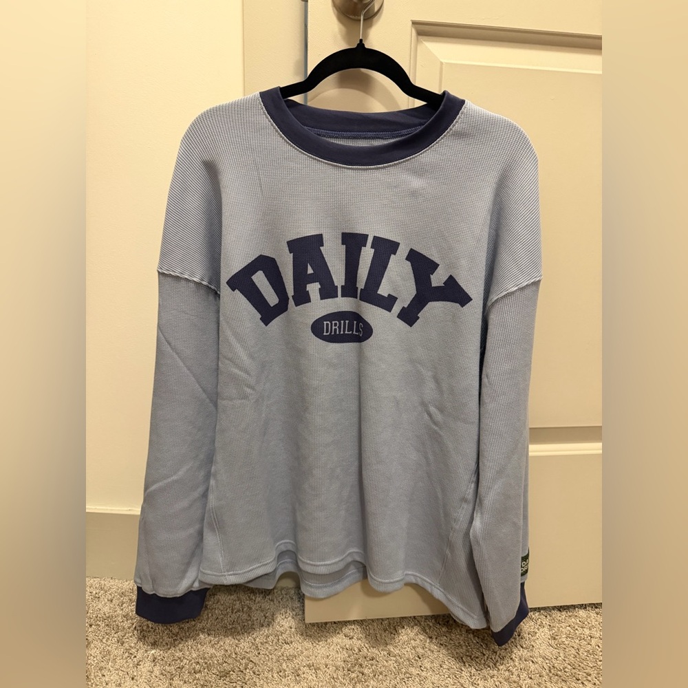 Daily Drills XSmall/Small Blue Oversized Daily Thermal. 💙⚡️